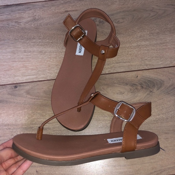 Steve Madden Brown Sandals - Picture 2 of 3